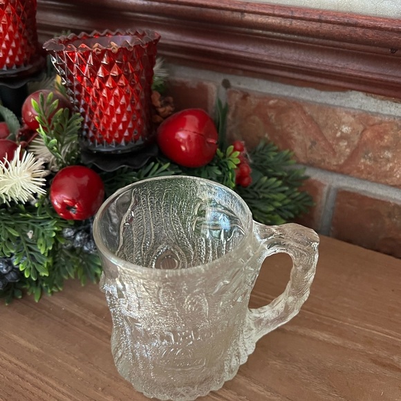 Vintage 1993 McDonald's
Flinstones Mammoth
RocDonalds Clear Glass Cup Mug - Picture 6 of 6